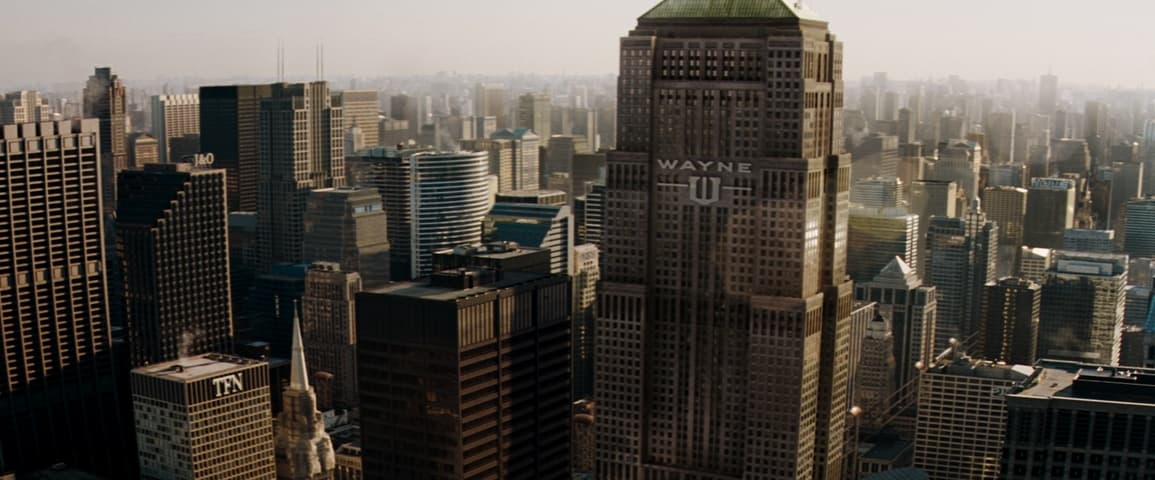 Batman Begins frame 4