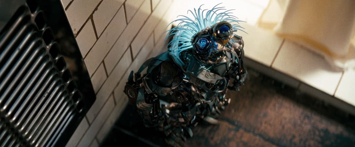 Transformers: Dark of the Moon frame 4