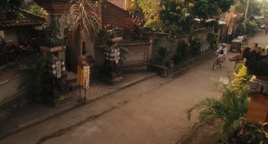 Eat Pray Love frame 1