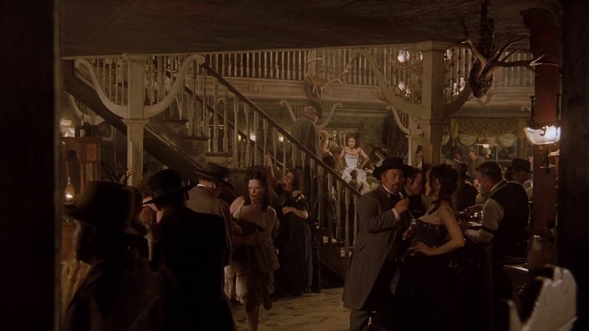 Wild Wild West frame 2