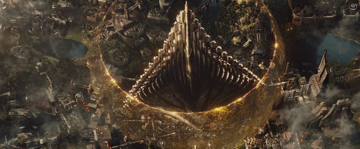 Thor: The Dark World frame 1