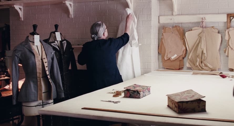 Phantom Thread frame 1