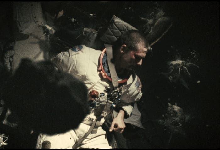 Apollo 18 frame 2