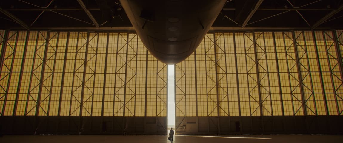 Captain Marvel frame 3