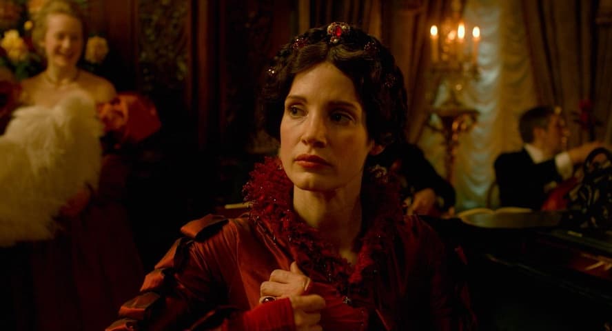 Crimson Peak frame 1