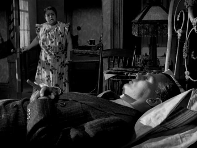 Shadow of a Doubt frame 3