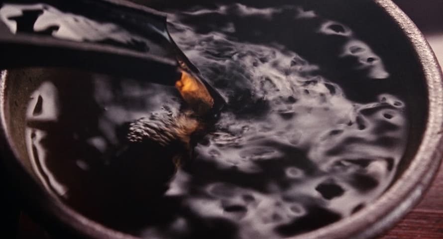 Phantom Thread frame 3