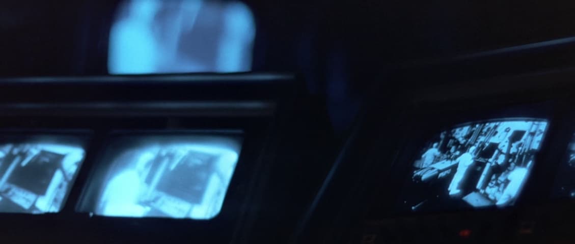 THX 1138, кадр 1