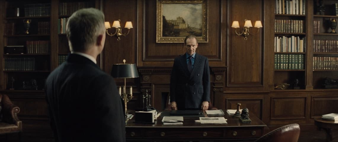 Spectre frame 4