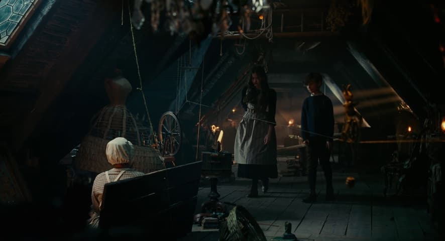 The Nutcracker and the Four Realms frame 1