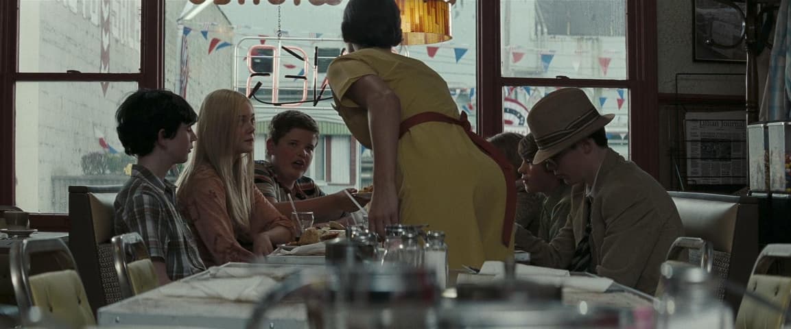 Super 8 frame 2