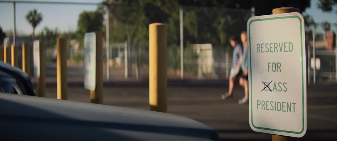 Booksmart frame 2