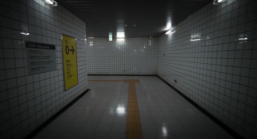 Exit 8 frame 3