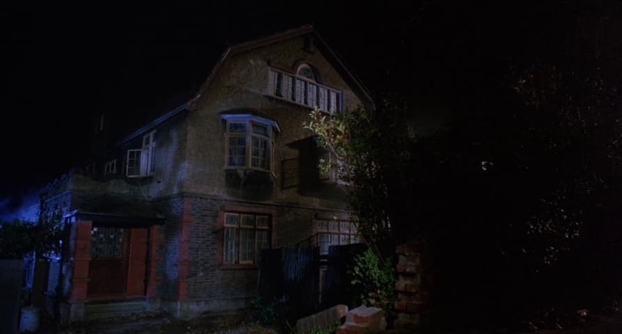 Hellbound: Hellraiser II frame 2