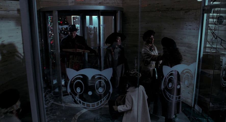 Batman Returns frame 2