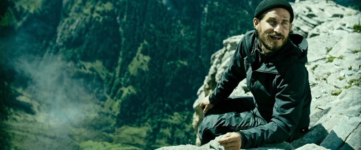 Point Break frame 2