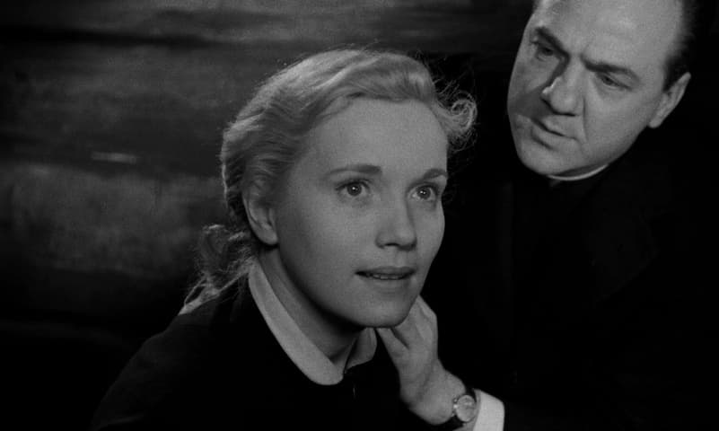 On the Waterfront frame 4