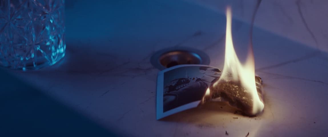 Atomic Blonde frame 1
