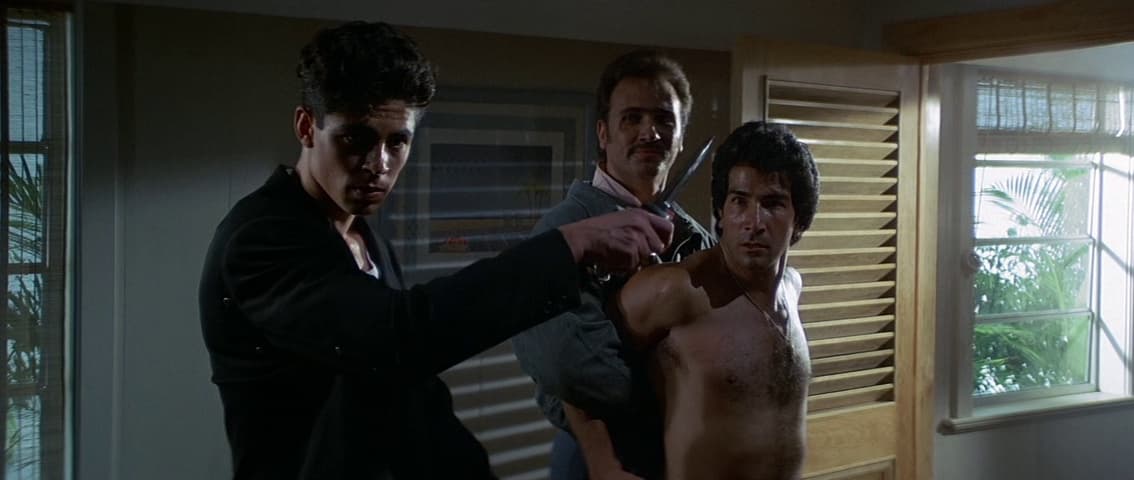 Licence to Kill frame 2