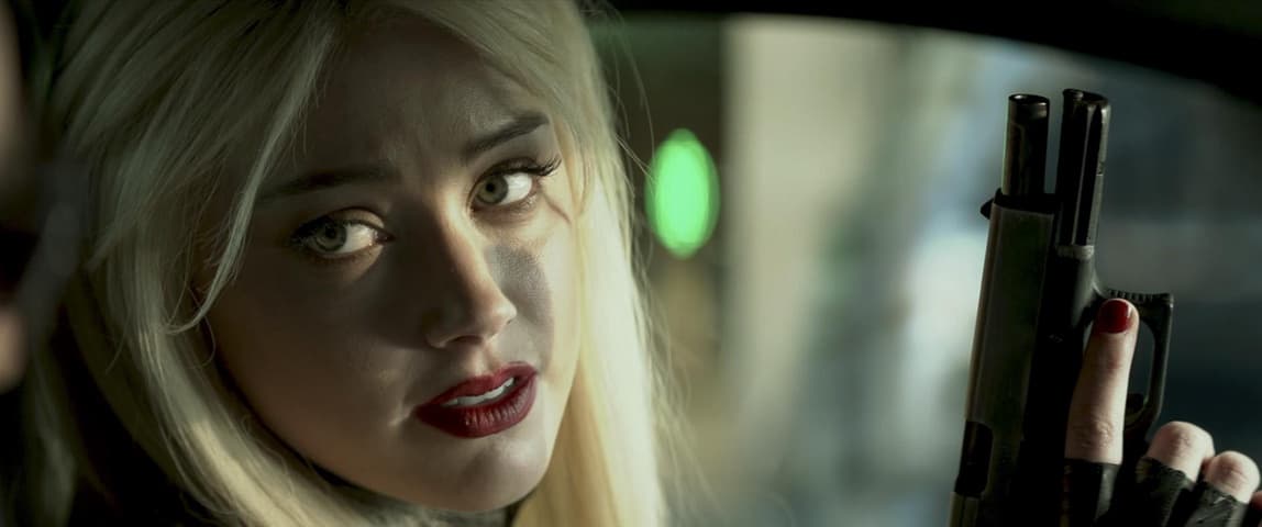 3 Days to Kill frame 2