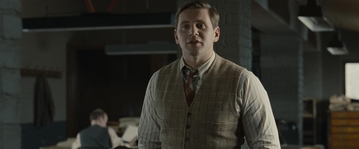 The Imitation Game frame 1