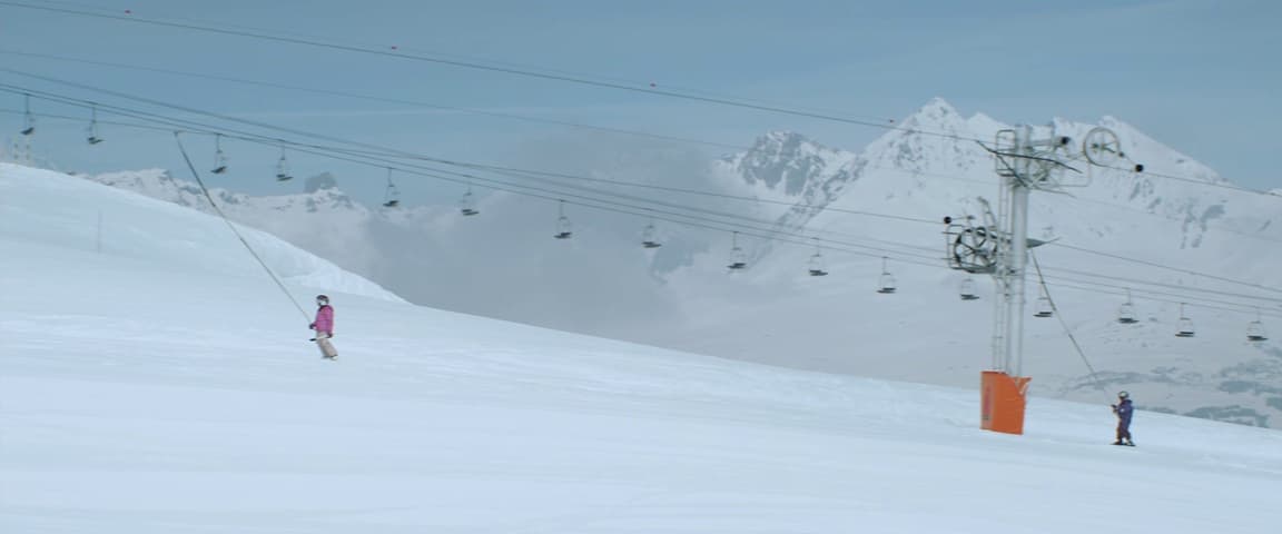 Image 2 de Force Majeure