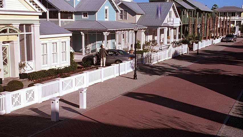 The Truman Show frame 3