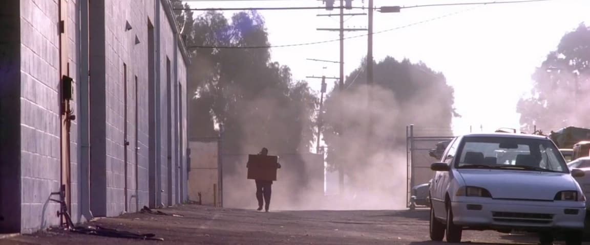 Punch-Drunk Love frame 4