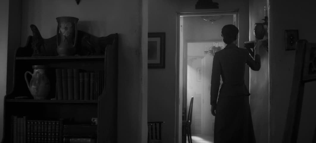 Mank frame 4