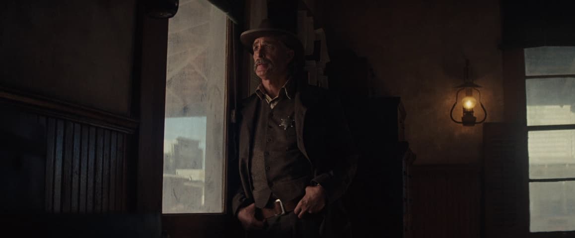 Cowboys & Aliens frame 1