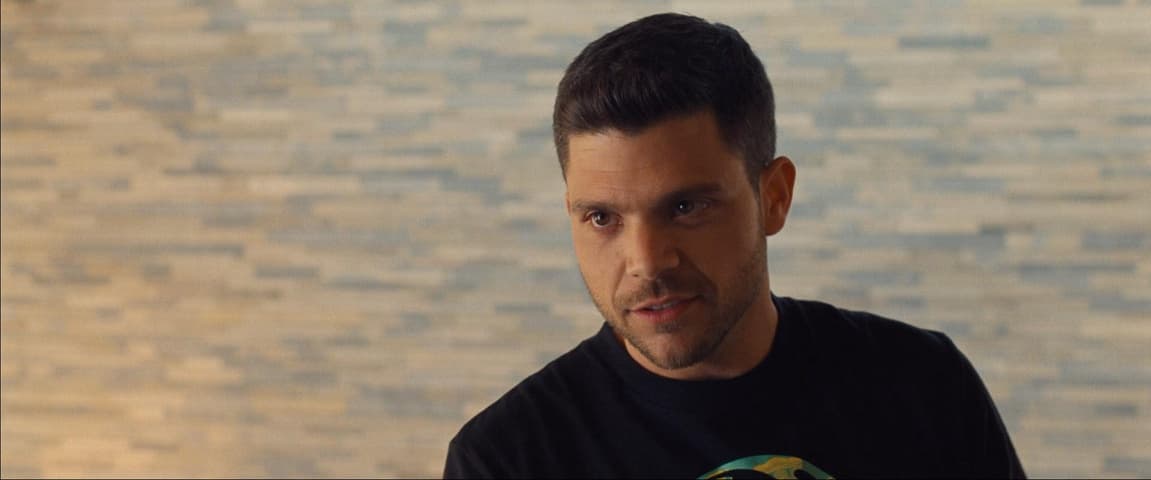 Entourage frame 3