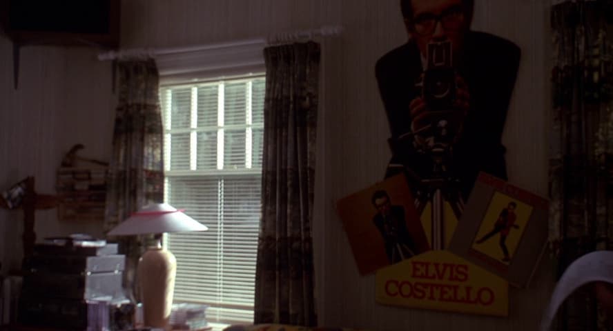 Mystery Date frame 4