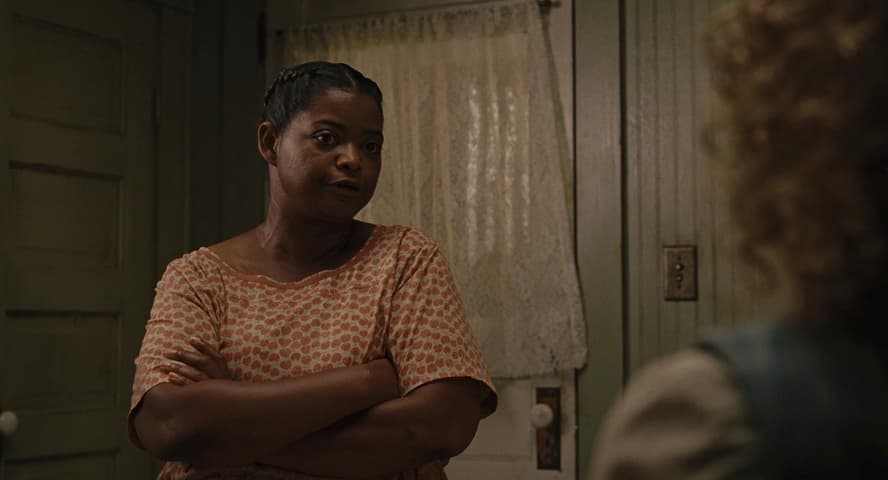 The Help frame 4