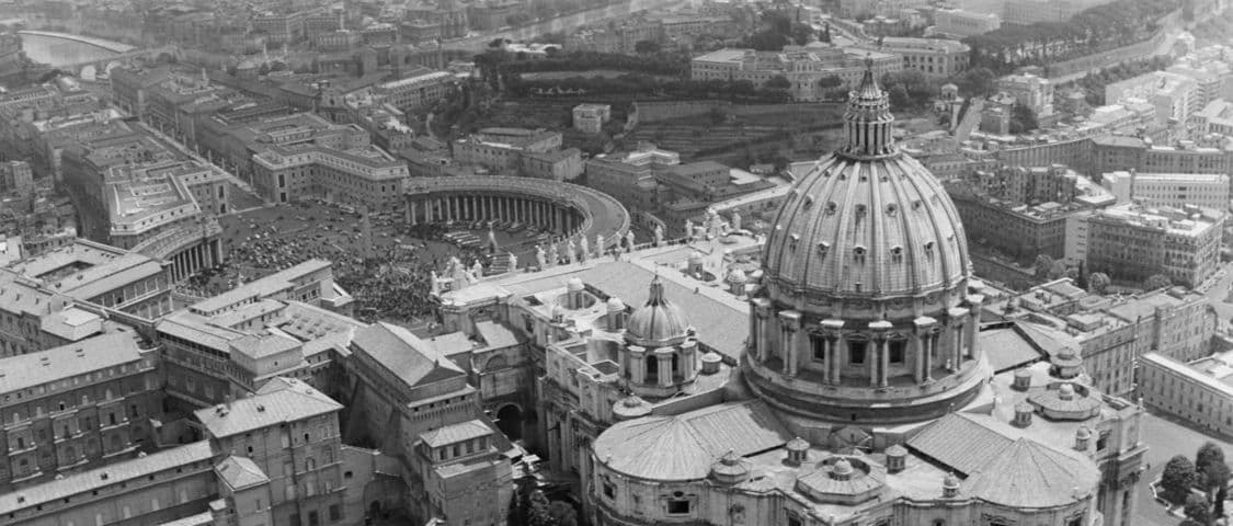 La Dolce Vita frame 2