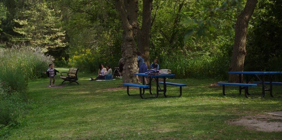 A Simple Favor frame 3