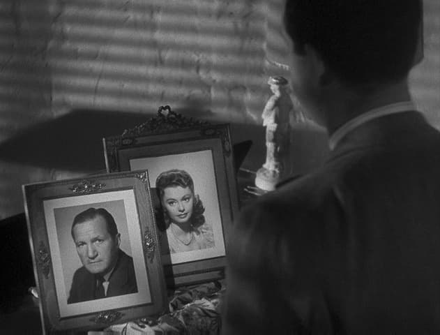 Double Indemnity, кадр 3