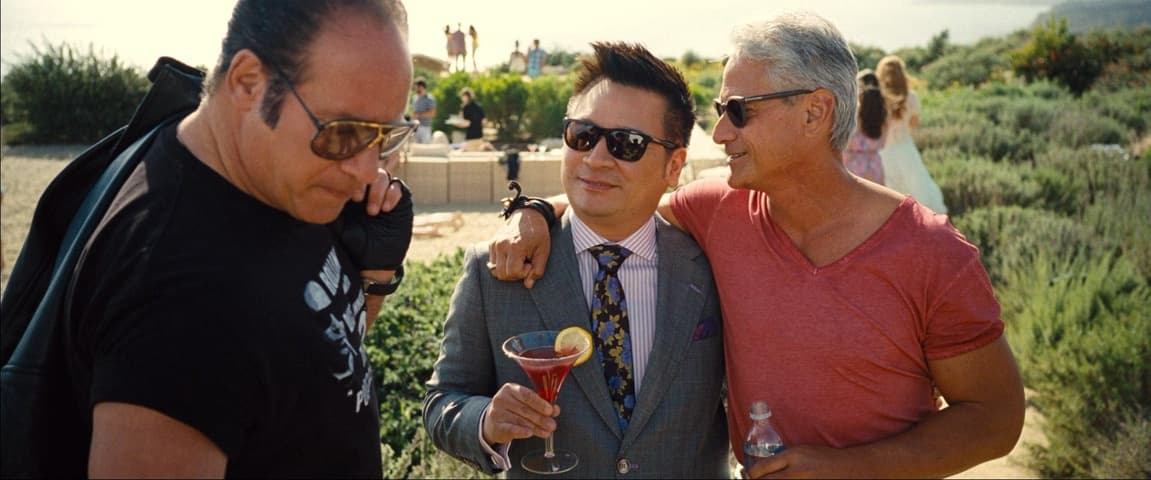 Entourage frame 1