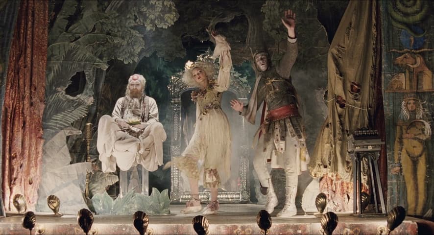 The Imaginarium of Doctor Parnassus frame 3