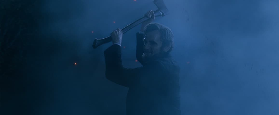 Abraham Lincoln: Vampire Hunter frame 4