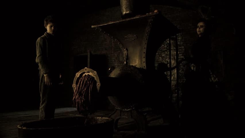 Sweeney Todd: The Demon Barber of Fleet Street frame 4