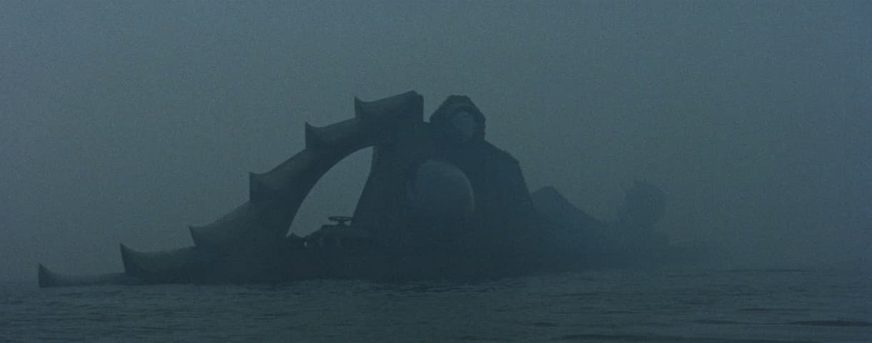 20,000 Leagues Under the Sea frame 3