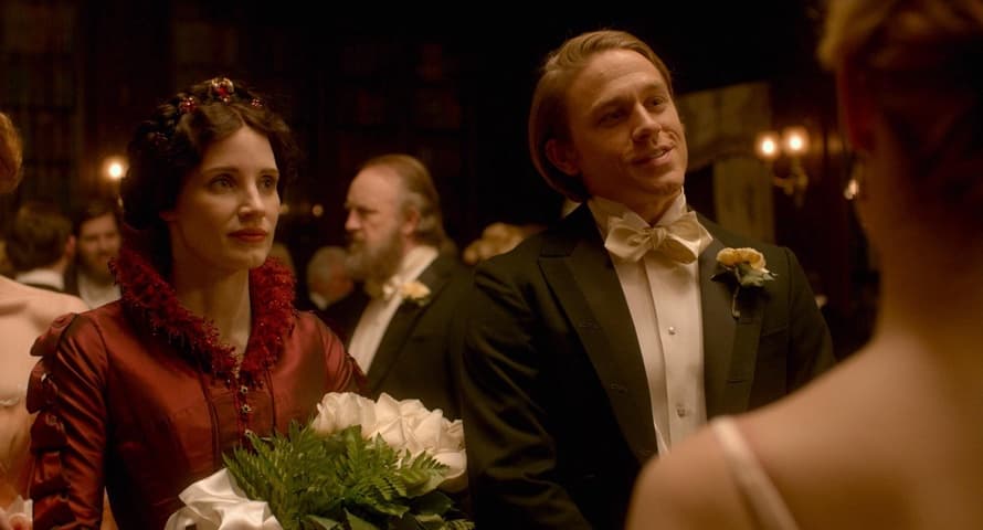 Crimson Peak frame 2