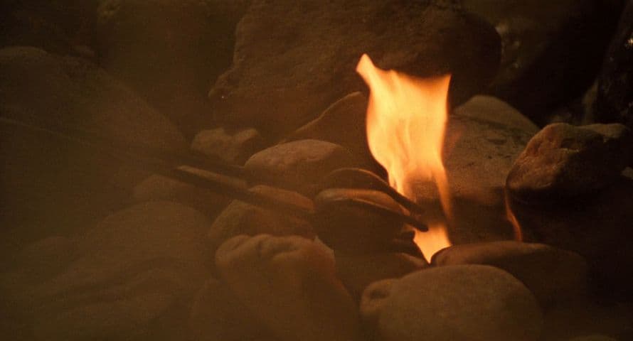 Red Heat frame 3